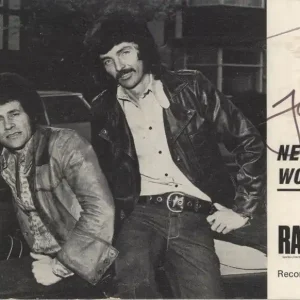Free Delivery New World Signed Photo UK Photograph
