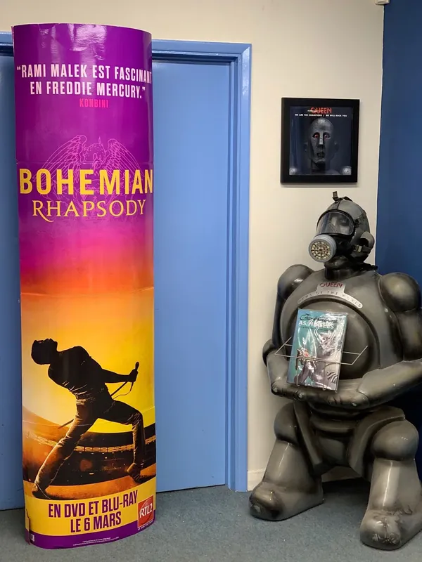 Warranty Included Queen Bohemian Rhapsody French Promo Display